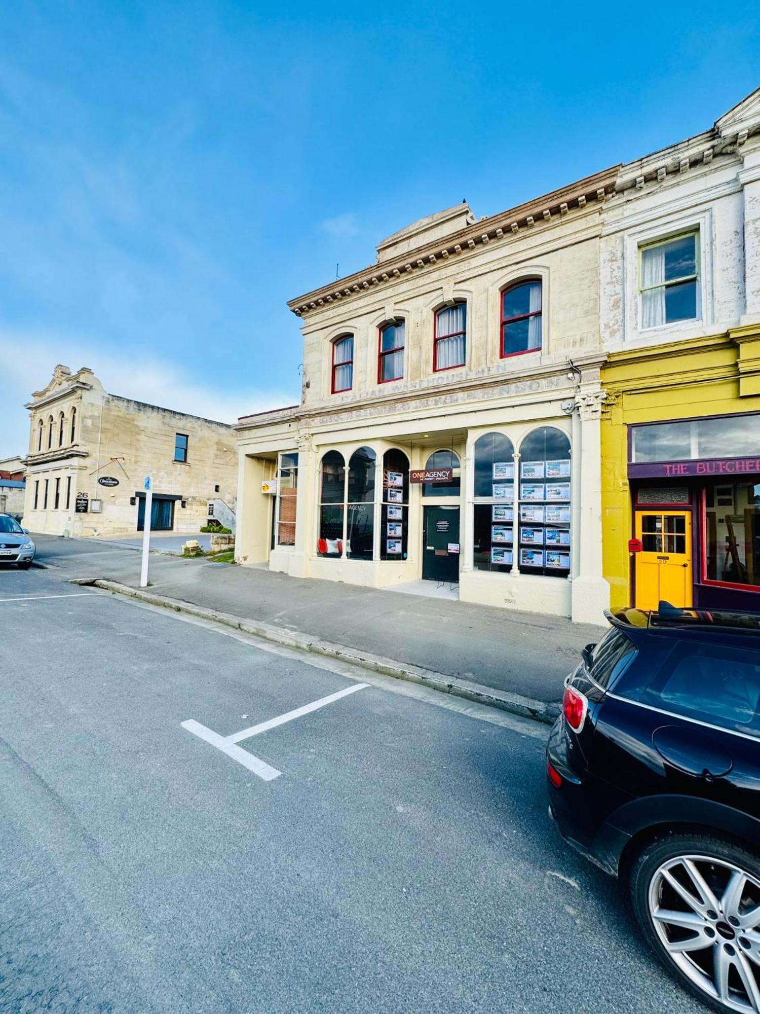 The Italian Warehousemen Oamaru